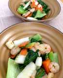青梗菜と冷凍イカ&エビの塩だれ炒め