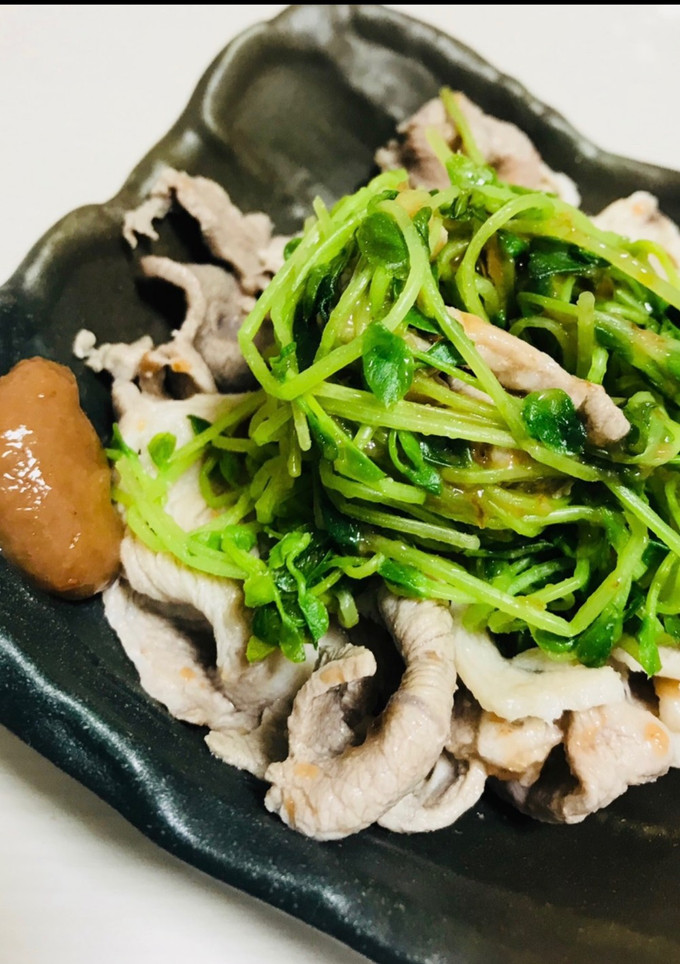 豆苗と豚肉の梅肉和え-レシピのメイン写真