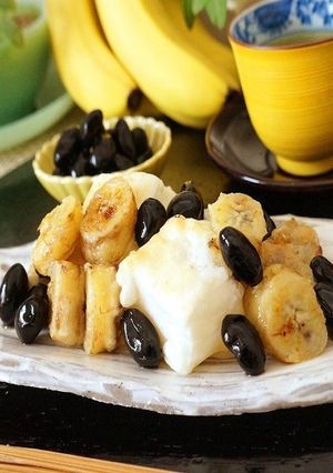 バナナとお餅のバターソテー 黒豆添え☆-レシピのメイン写真