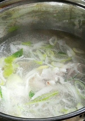 ゴマだれ袋麺で簡単一人にしゃぶしゃぶ鍋-レシピのメイン写真