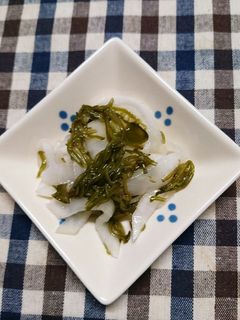 美味!めかぶと塩大根の和え物-レシピのメイン写真