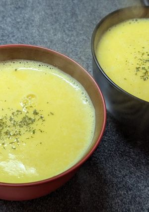 スープメーカーで♡玉ねぎ麹と人参スープ-レシピのメイン写真