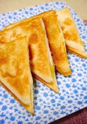 お節リメイク！ホットサンド☆栗きんとん-レシピのメイン写真