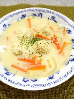 ヘルシー鶏だんご豆乳シチュー-レシピのメイン写真