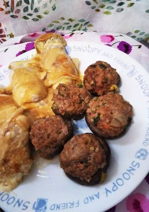 レンジで一発☆豆板醤でピリ辛椎茸の肉詰め-レシピのメイン写真