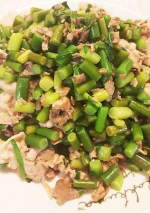 마늘쫑マヌルチョン にんにくの茎豚肉炒め-レシピのメイン写真