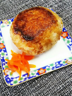父こだわりの、焦がし醤油の焼きおにぎり。-レシピのメイン写真