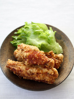 簡単おつまみ♪【手羽揚げ(黒七味)】-レシピのメイン写真