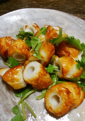 焼きちくわのパクチーサラダ-レシピのメイン写真