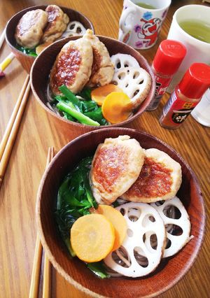 三連休～お昼に～青むろアジすり身☺️蕎麦-レシピのメイン写真