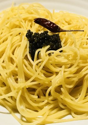 シンプル☆ペペロンチーノ☆キャビア添え-レシピのメイン写真