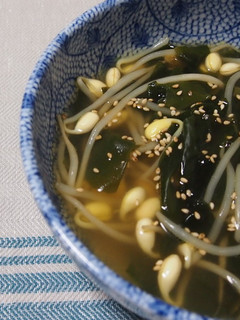 つわりレシピ!もやしとわかめの中華スープ-レシピのメイン写真