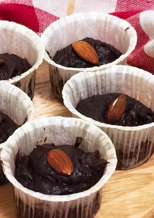 玄米粉とアボカドでビターなチョコケーキ-レシピのメイン写真