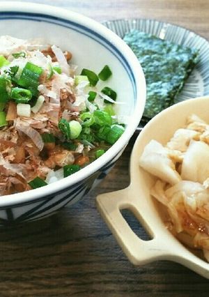 納豆ご飯を白菜漬けで巻いてみよう♡-レシピのメイン写真