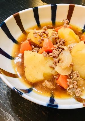 しみしみ肉じゃが☆合挽き肉で☆-レシピのメイン写真