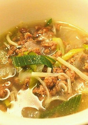 ひき肉と野菜のガッツリ食べる系スープ-レシピのメイン写真