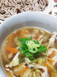 切って煮るだけ☆簡単野菜を食べるつけ蕎麦-レシピのメイン写真