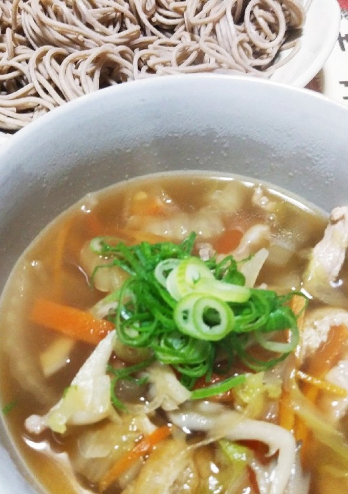 切って煮るだけ☆簡単野菜を食べるつけ蕎麦-レシピのメイン写真
