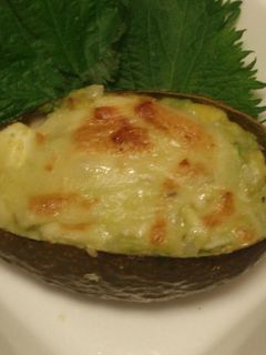 アボガドサラダのチーズ焼き-レシピのメイン写真