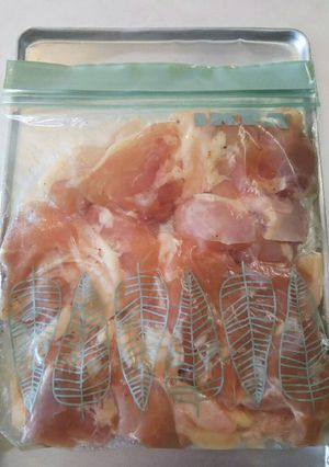 とりもも肉クレイジーソルト下味付冷凍保存-レシピのメイン写真