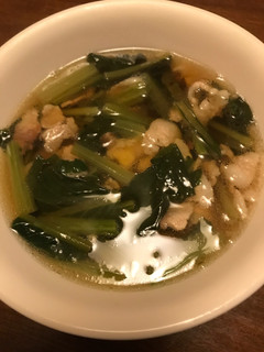 小松菜と豚肉のスープ-レシピのメイン写真