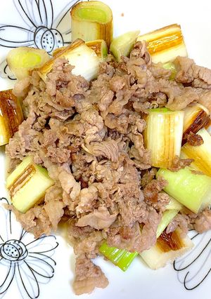 簡単美味しいシンプル牛肉と長ネギ炒め-レシピのメイン写真
