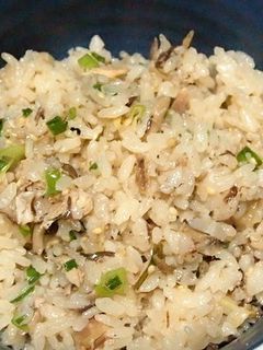 サバ缶の炊き込みご飯-レシピのメイン写真