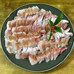 รูปของ 連子鯛の湯引き 薄造り