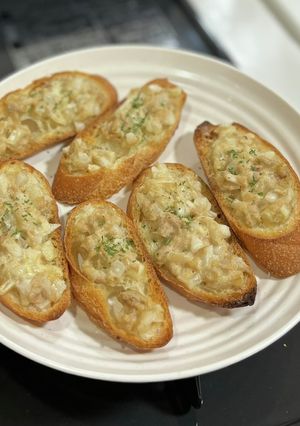 たくさん食べちゃうツナマヨ✩フランスパン-レシピのメイン写真