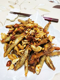 甘辛ナッツごぼう-レシピのメイン写真