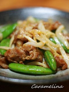 スナップえんどうと新玉ねぎのピリ辛炒め-レシピのメイン写真