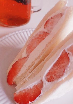 ご褒美いちごサンド-レシピのメイン写真