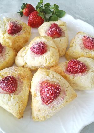 簡単☆いちごのスコーン♪焼き菓子-レシピのメイン写真