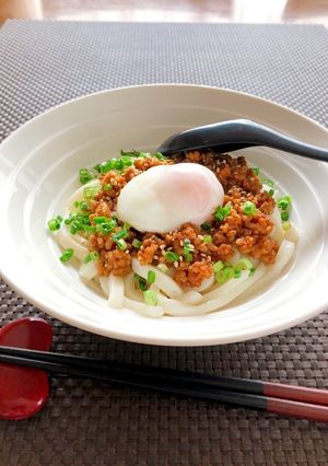 ランチに簡単★ピリ辛肉みそ混ぜうどん-レシピのメイン写真