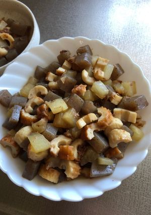 簡単、ちくわコンニャク大根のカツオ煮。-レシピのメイン写真
