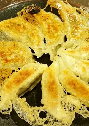 ニラたっぷり焼き餃子-レシピのメイン写真