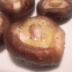รูปของ 焼き椎茸（立て塩）