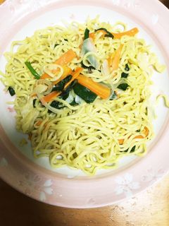有り合わせ野菜で塩焼きそば-レシピのメイン写真