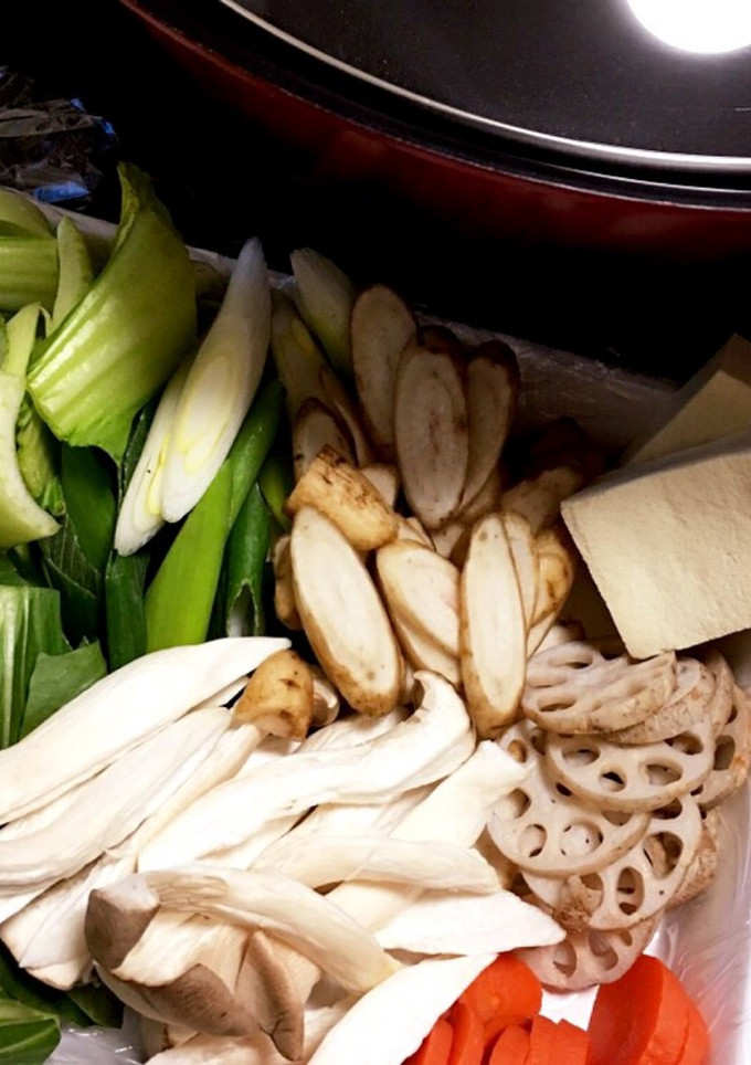 お野菜いろいろ簡単すき焼き-レシピのメイン写真