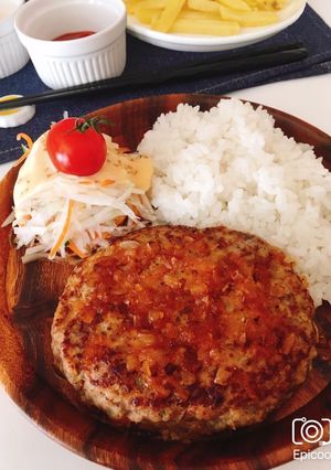 びっくりドンキー風ジューシーハンバーグ-レシピのメイン写真