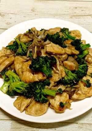 柔らか鶏胸肉とブロッコリーの中華風炒め♪-レシピのメイン写真