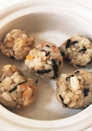 発芽玄米とひじきの炊き込みご飯-レシピのメイン写真