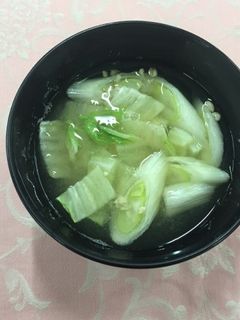 白菜と根深ねぎのみそ汁-レシピのメイン写真