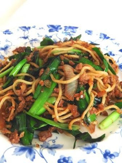 肉味噌ニラ焼きそば-レシピのメイン写真