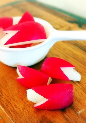 ラディッシュの飾り切り❤️リンゴうさぎ-レシピのメイン写真