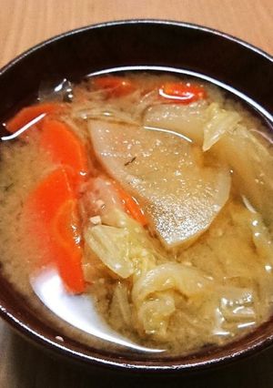 ☆片手鍋で簡単☆野菜たっぷりお味噌汁-レシピのメイン写真