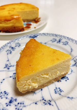 しっとり濃厚ベイクドチーズケーキ-レシピのメイン写真