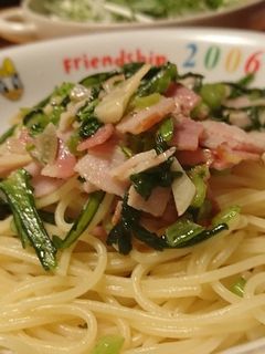 春菊とベーコンのガーリックオイルパスタ-レシピのメイン写真