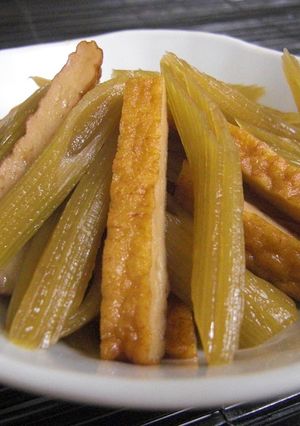 うまいよ～♪フキとサツマ揚げ☆煮物-レシピのメイン写真
