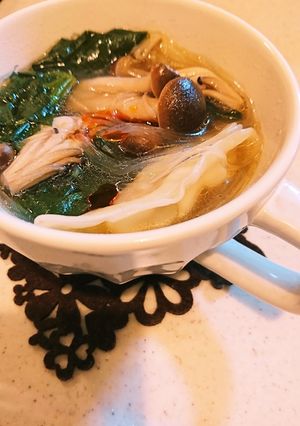 ✿ギョーザ入り 春雨の酸辣湯スープ✿-レシピのメイン写真